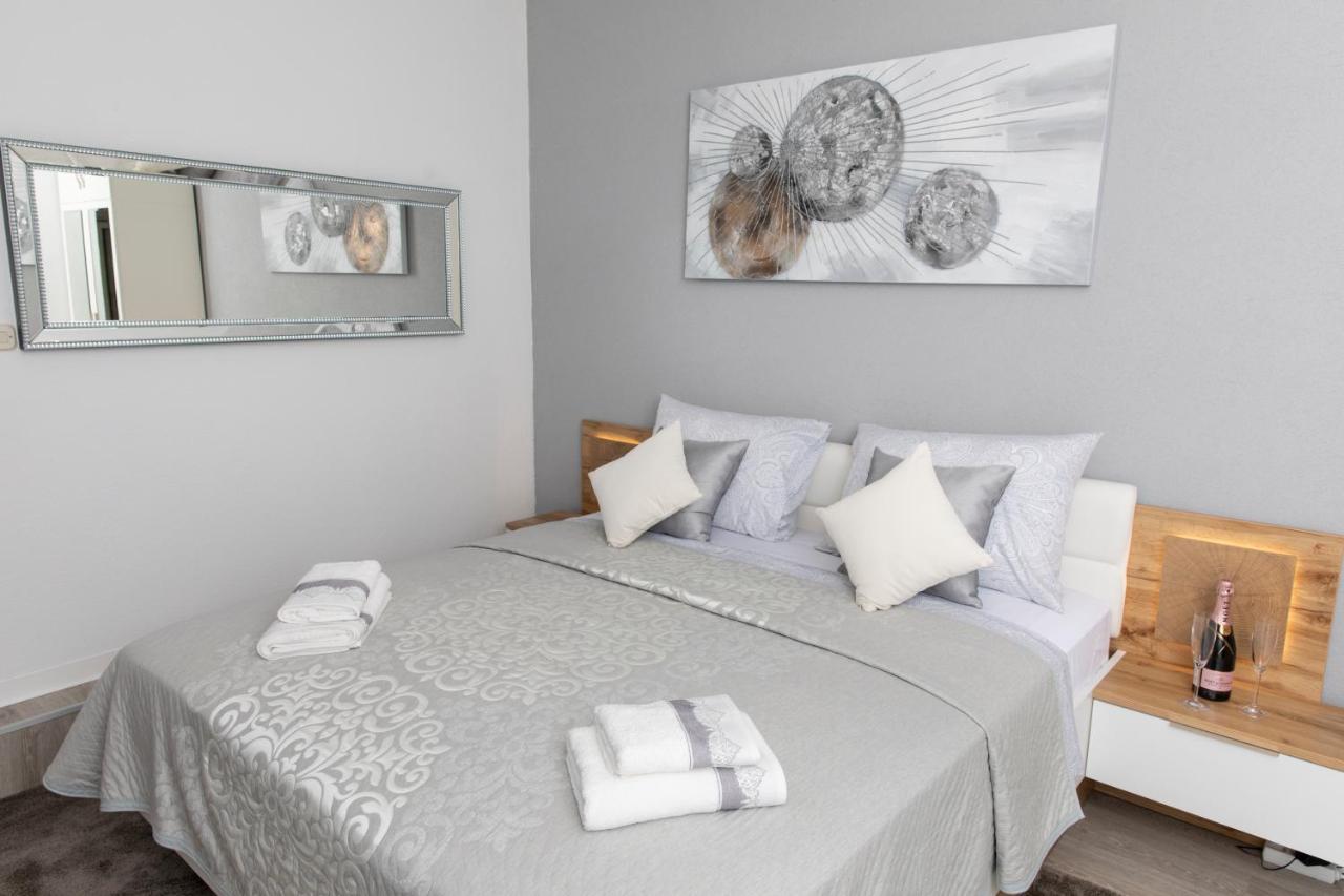טוצפי Apartments Ozrenka מראה חיצוני תמונה