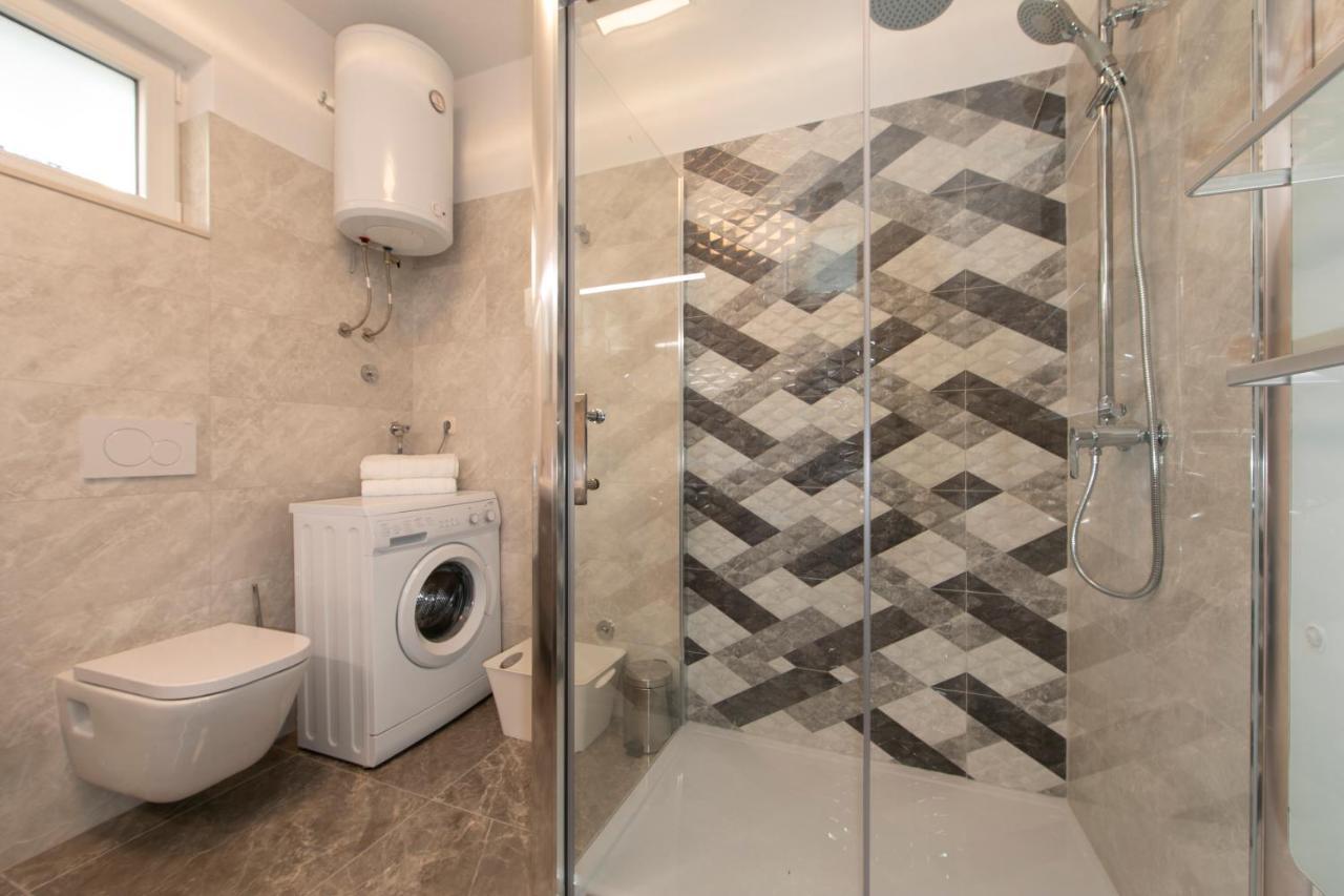 טוצפי Apartments Ozrenka מראה חיצוני תמונה
