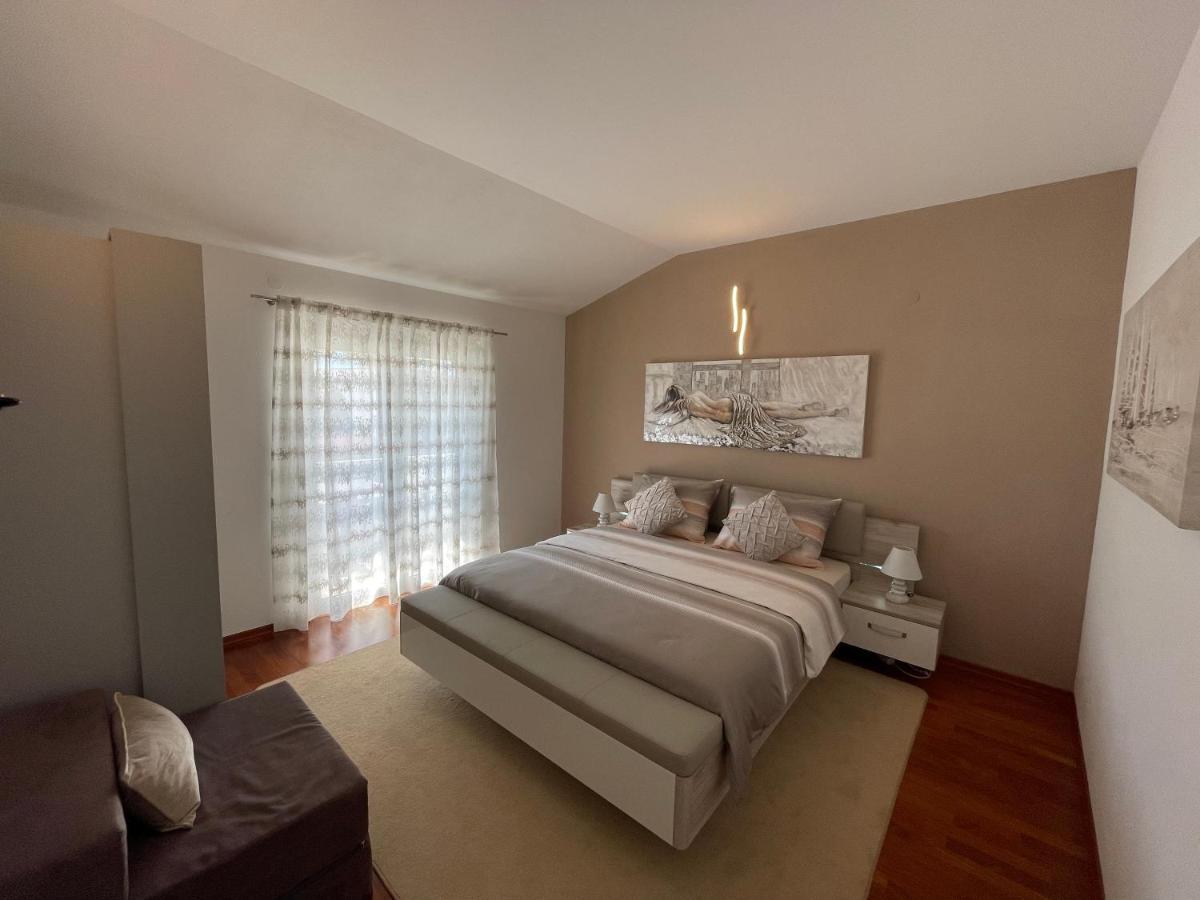 טוצפי Apartments Ozrenka מראה חיצוני תמונה