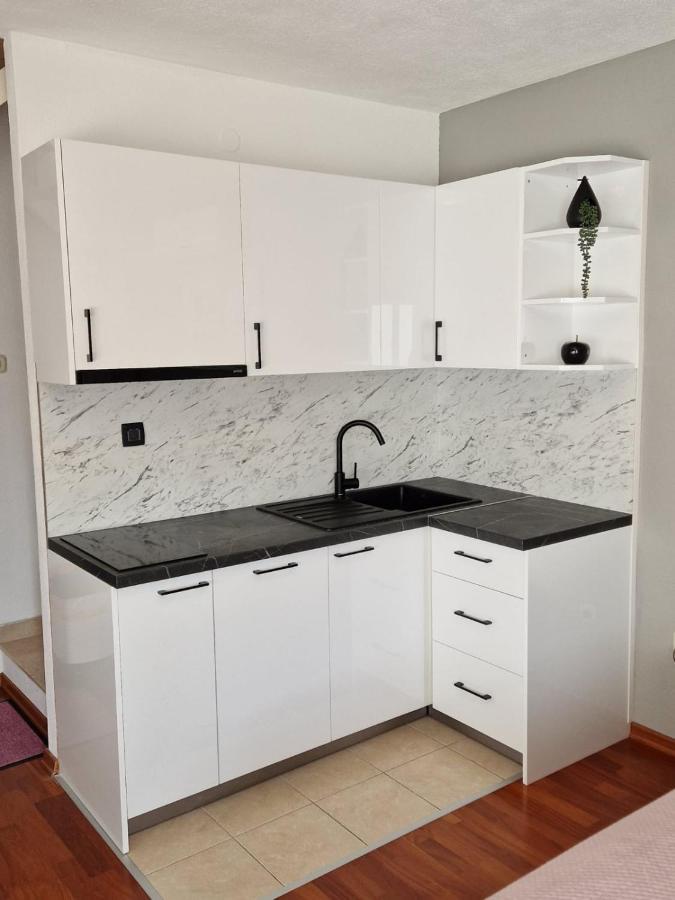 טוצפי Apartments Ozrenka מראה חיצוני תמונה
