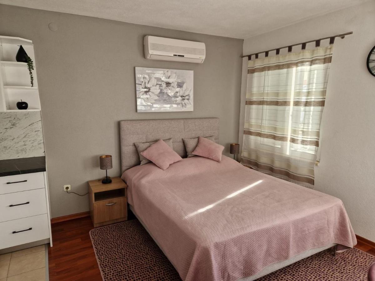 טוצפי Apartments Ozrenka מראה חיצוני תמונה
